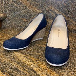 CL blue denim wedges sz 8